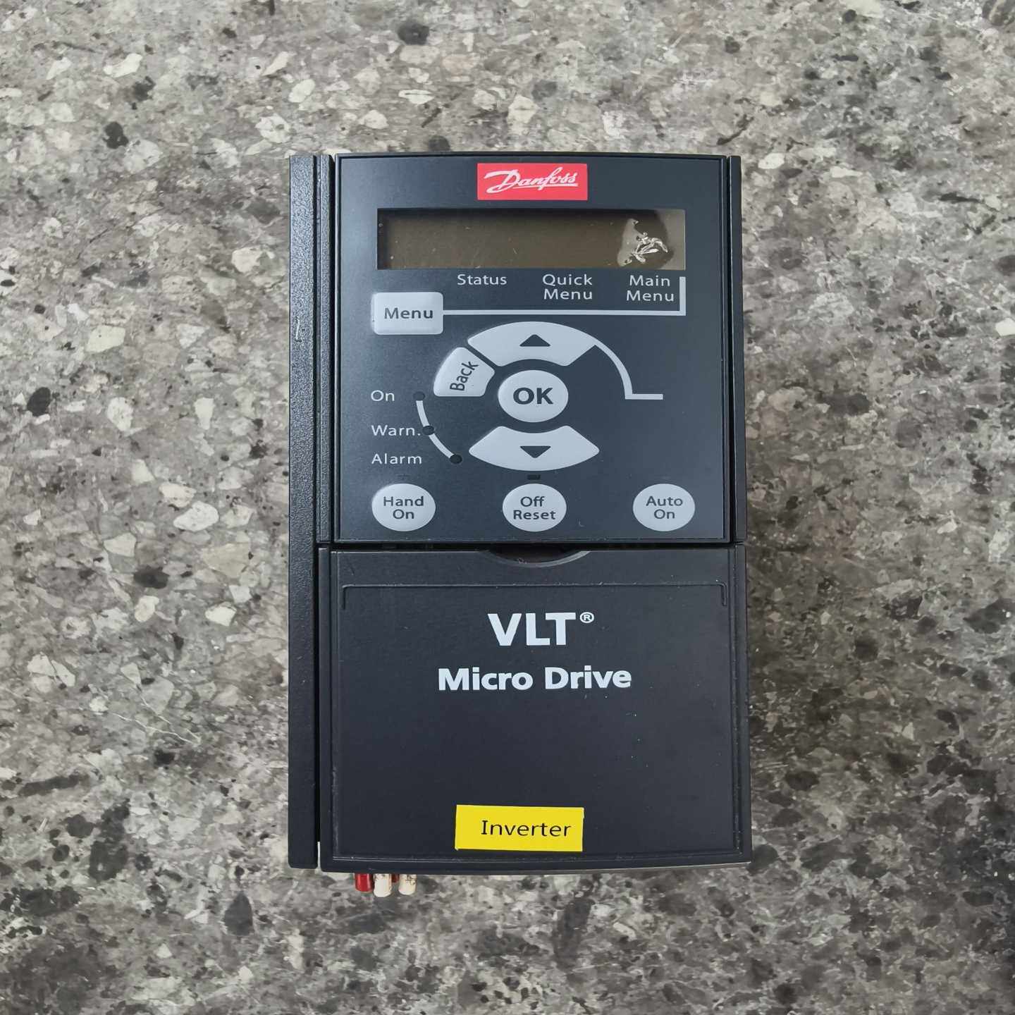 丹佛斯变频器1.5KWFC-051P1K5S2E20H3B