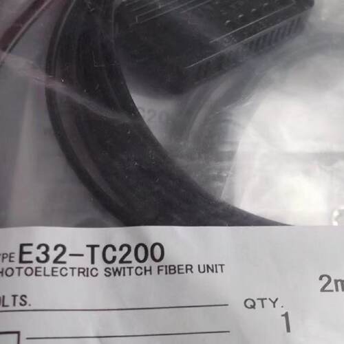 供应现货正品全新原装E3X-HD11 E32-TC200 D40A-1C2 EE-SPY412*