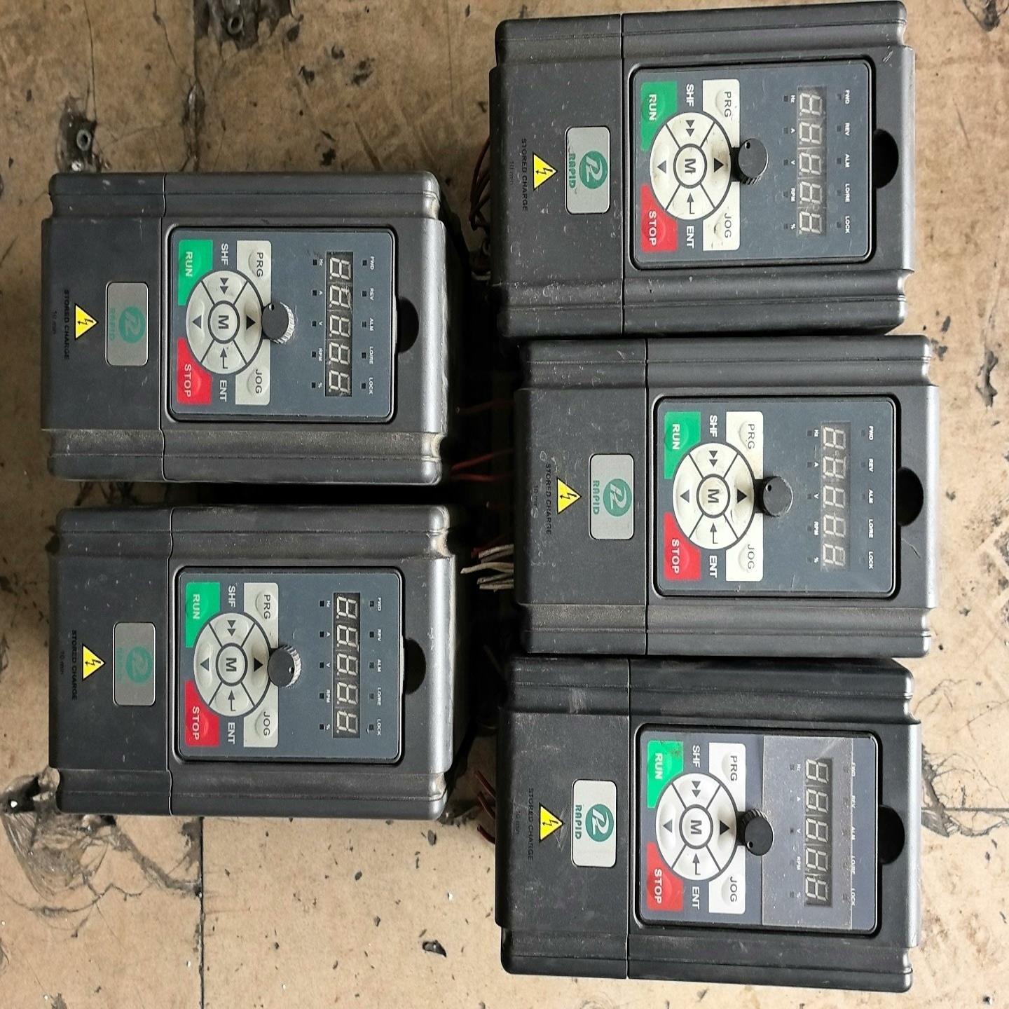 海浦蒙特变频器MD2000，1.5kw，还有三台，，（佳毅工控）
