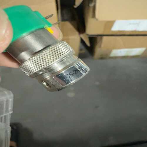 询价美国Clippard电磁阀，型号CS-2532，绿色外壳，金