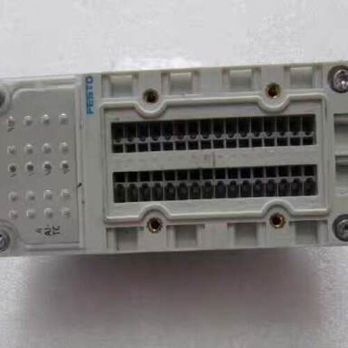 溢价-CPXAB8KL4POL实物图一个重量3两