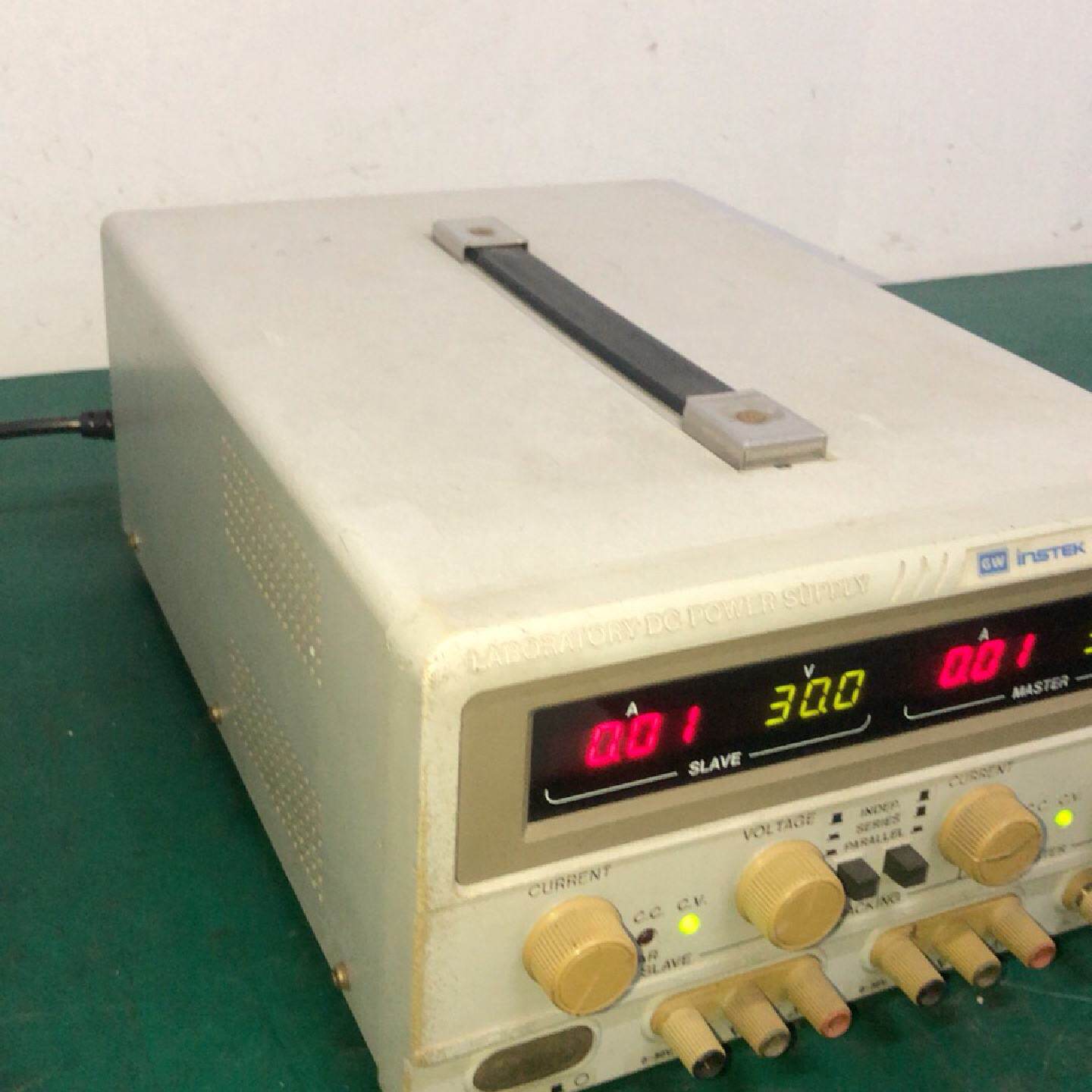 台湾固纬GPC-3030DQ可调直流稳压电源30v3a 固纬--议价商品
