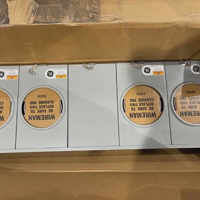 NEW MILBANK GE 100 AMP METER SOCKET STACK SOCKET 4 GANG UT4R