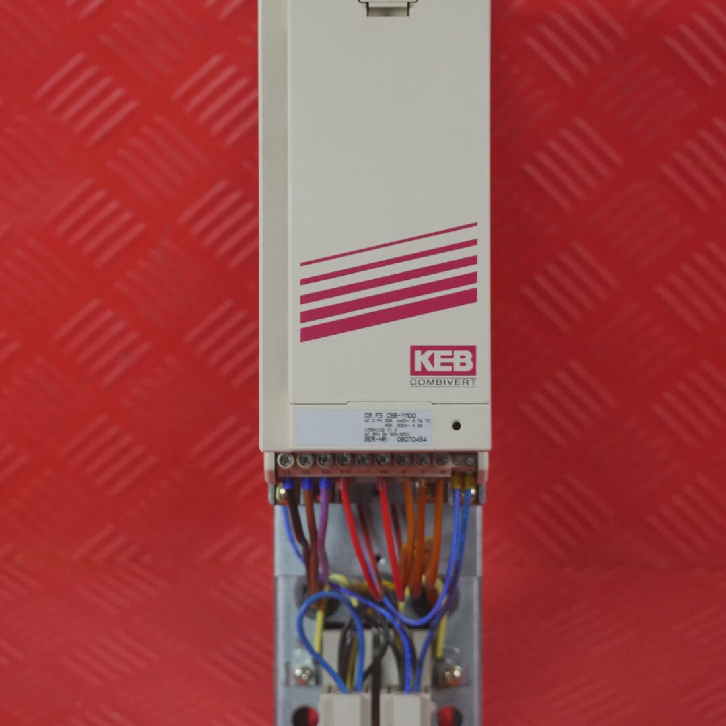 KEB 09.F5.CBBYM00 Combivert F5  10.E5.T60M071 Filter EA sofo - 实物图