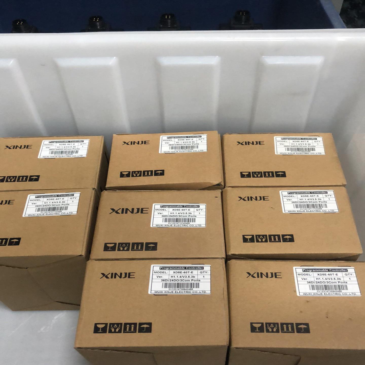 信捷XD5E_60T_E，8台，的可以联系（佳毅工控）