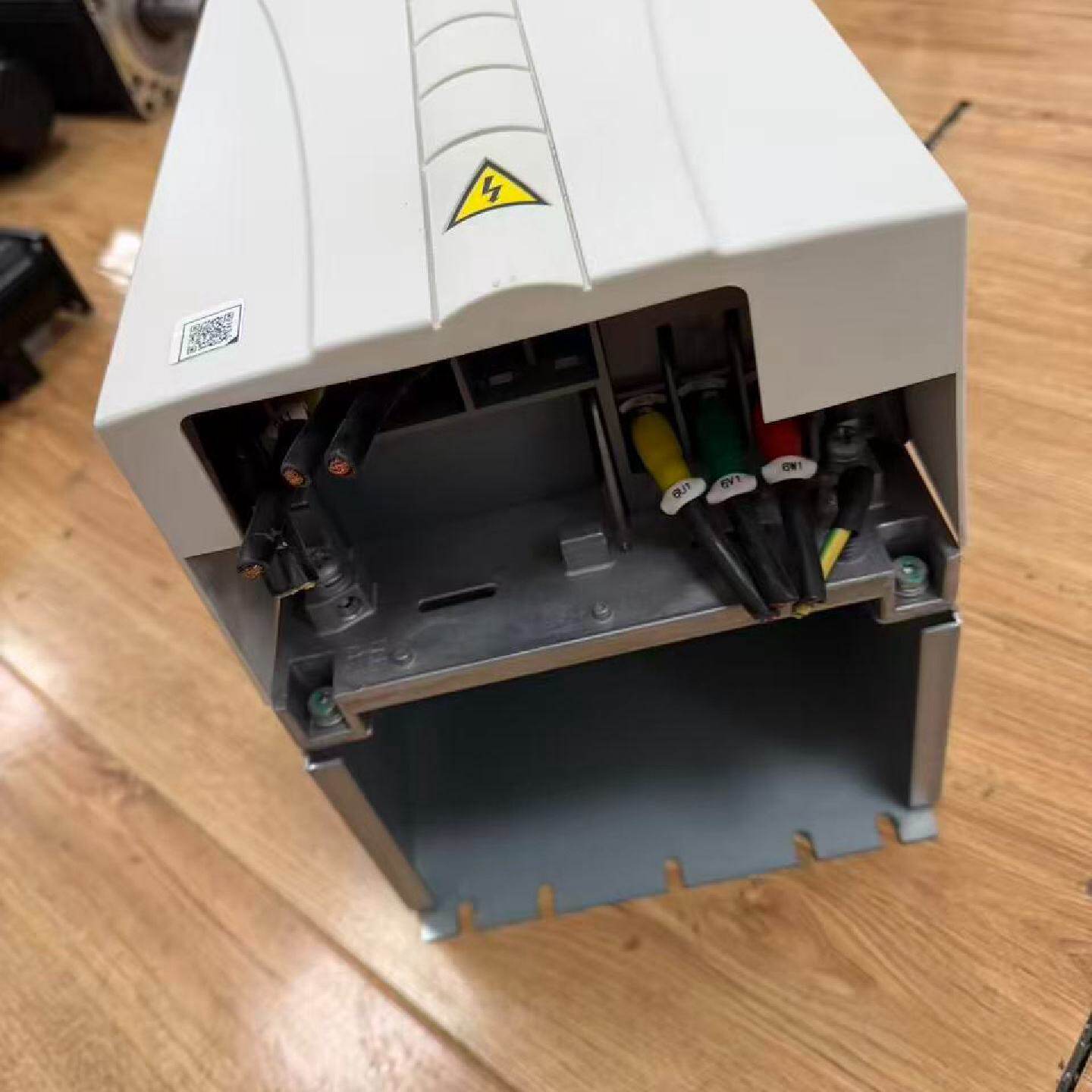 ACS510-01-060A-4二手拆机ABB变频器30KW--议价商品