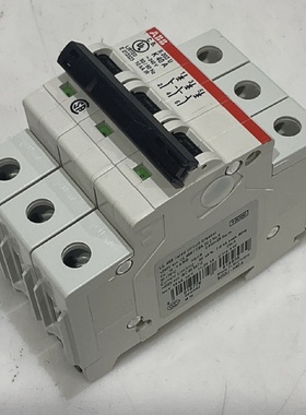 ABB S 203 U K 40 A S203UK40A MINI CIRCUIT BREAKER 5060 HZ 24