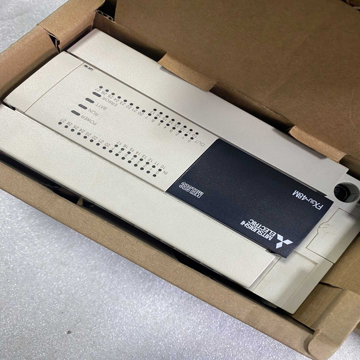 二手三菱PLCFX3U-48MR/ES-AFX3U-32--议价商品