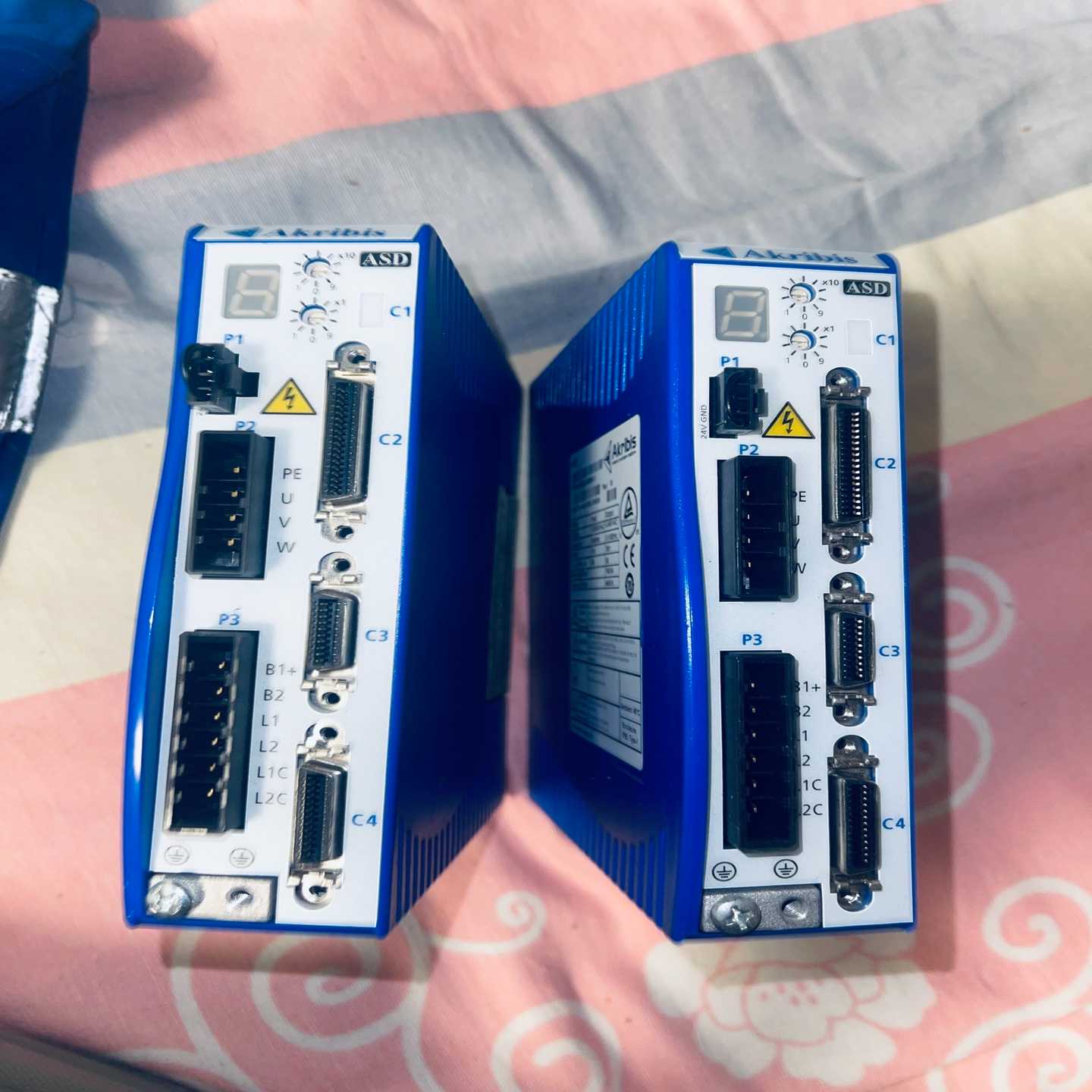 （议价）雅克贝斯直线电机驱动器标的是坏的还未知