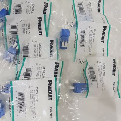 9 Stck Als Los Panduit CMDSLCZBU Singlemode Duplex LC Adapte