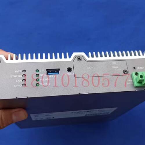 (议)NEXCOM新汉工业设备一体机只有一台