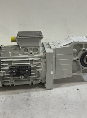 LENZE  MDEMXX10012U GKR052MHAR 100C12   87HZ  GEAR MOTOR U3S