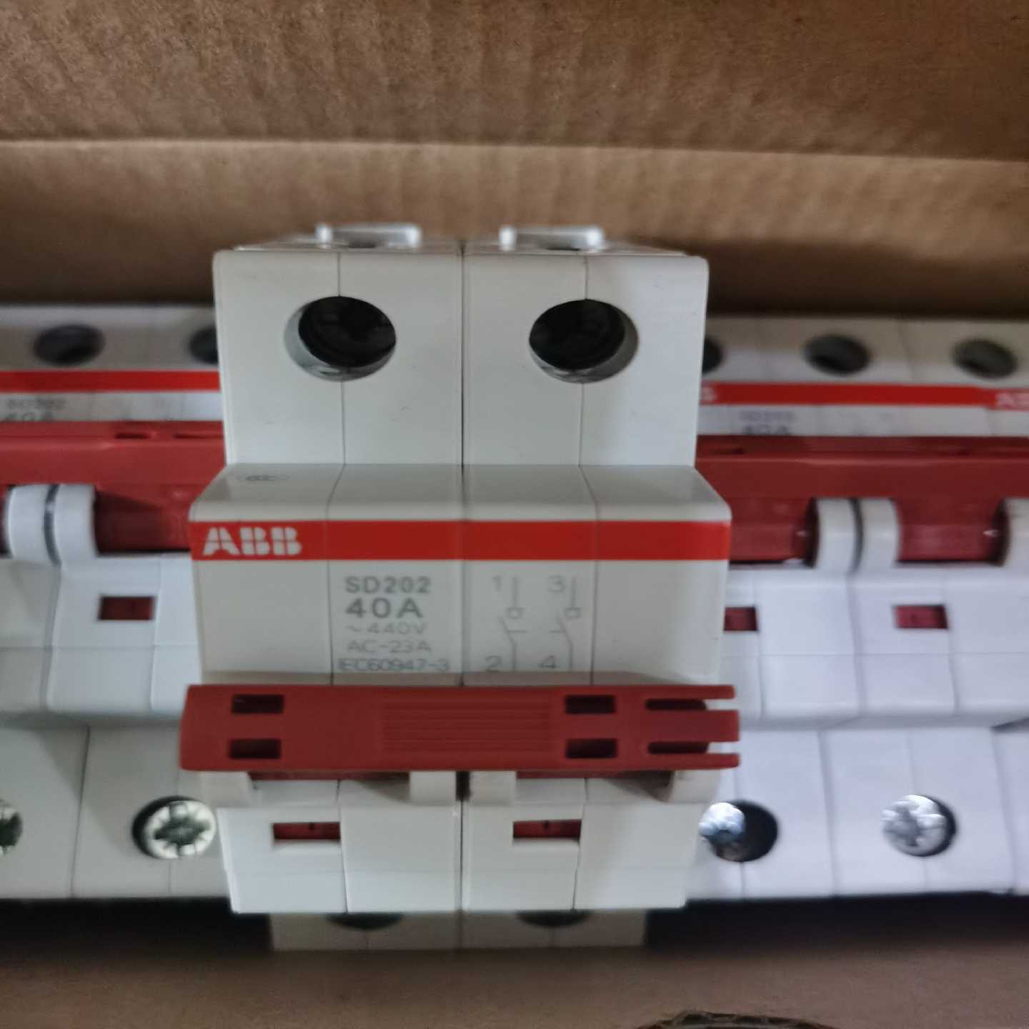 隔离开关SD202/402P40A询价