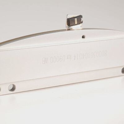 800030104014 Rail with position indicator