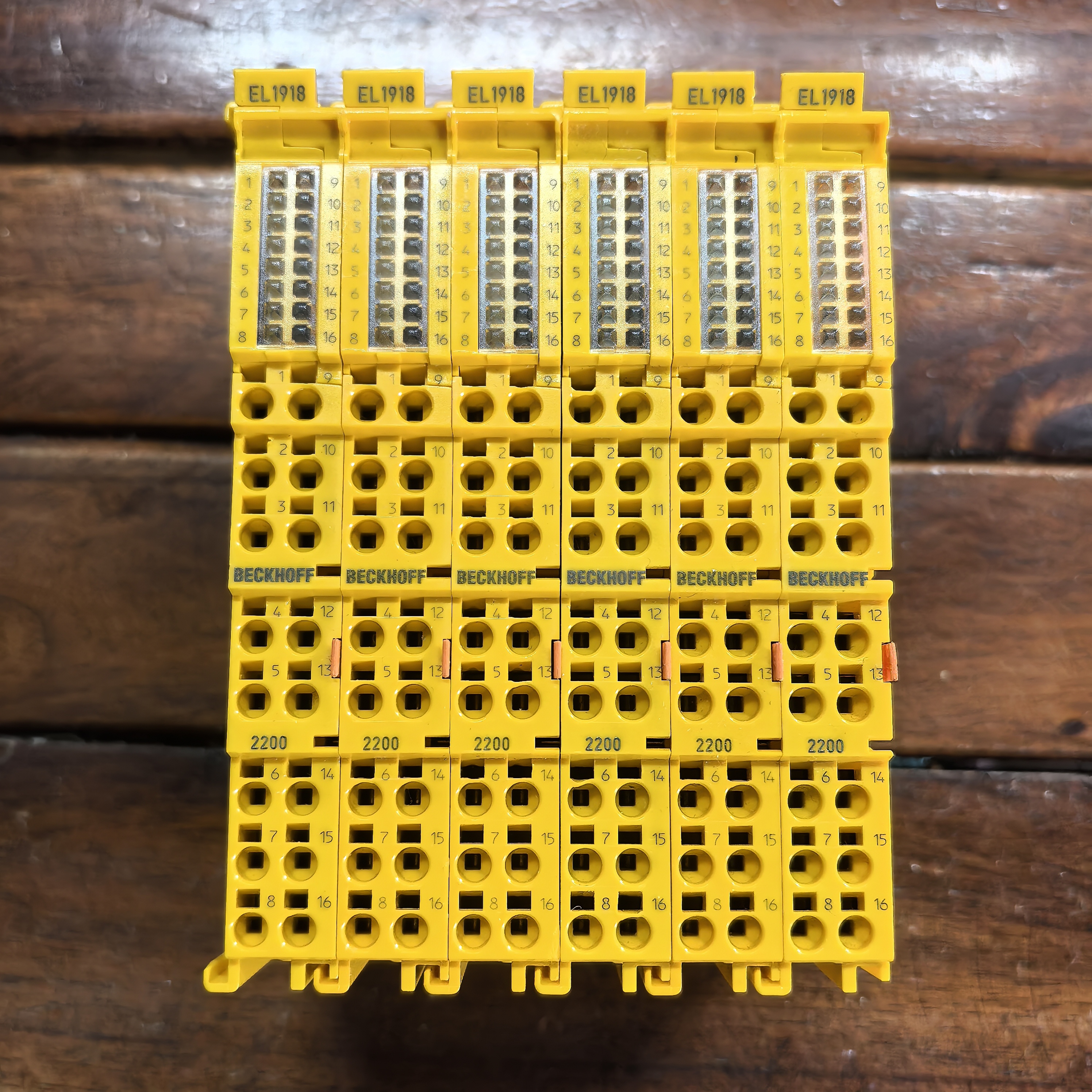 配件EL1918-2200现货促销原装拆机正品BECKHOFF倍福模块成色议价