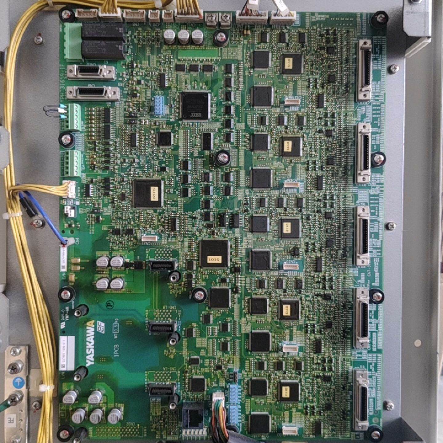 询价安川变频器主板控制板ETC741305-S1019.M议价