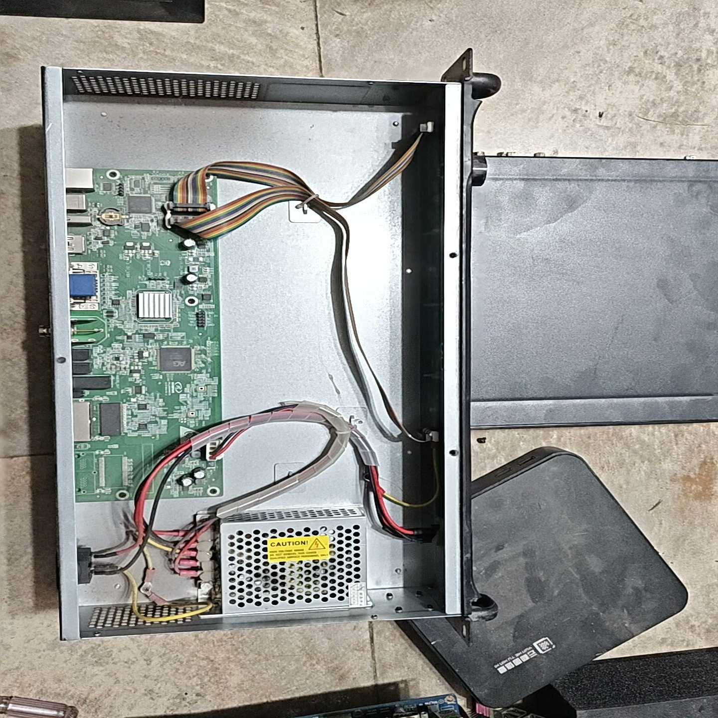 议价凯世达LED发送控制器一台，型号SV2/SV6