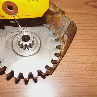 1946 Pratt and Whitney Magneto Gear and Nut Double Wasp R280