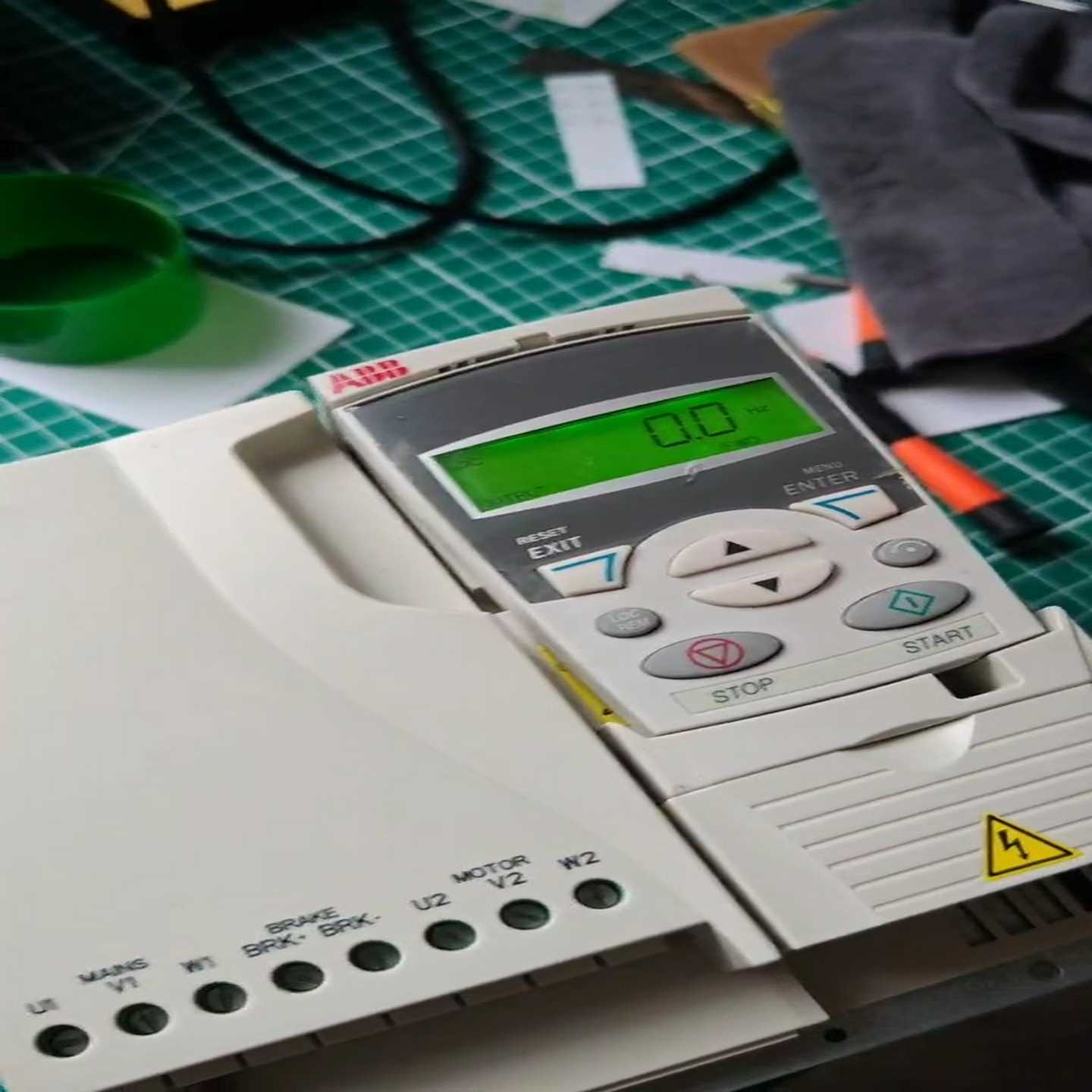 ACS150-03U-08A8-4变频器稀缺4KW