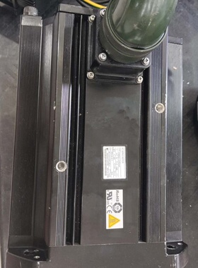议价Yaskawa 5 Series 11Kw Motor Beautiful Color Good Functio