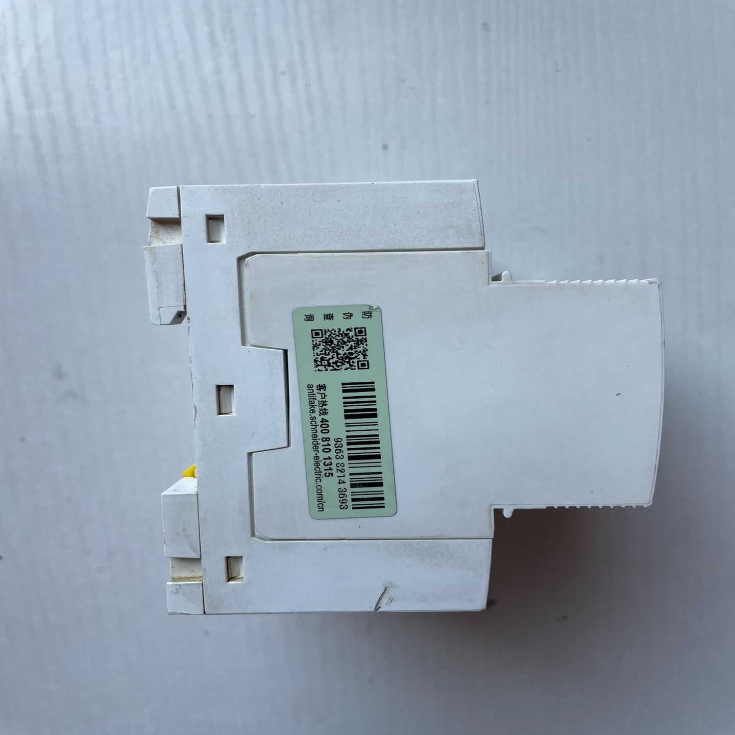 议价产品正品拆机施耐德浪涌保护器，iPRU-12.5r/3P+N，实