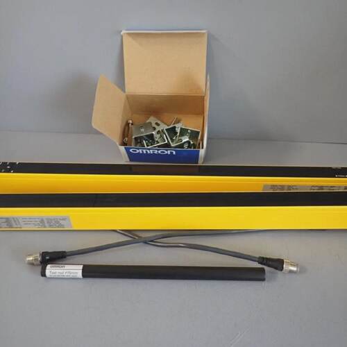 F3SA481P  Omron  F3SA481P  Set Von 2 Winkelelement Sicherhei
