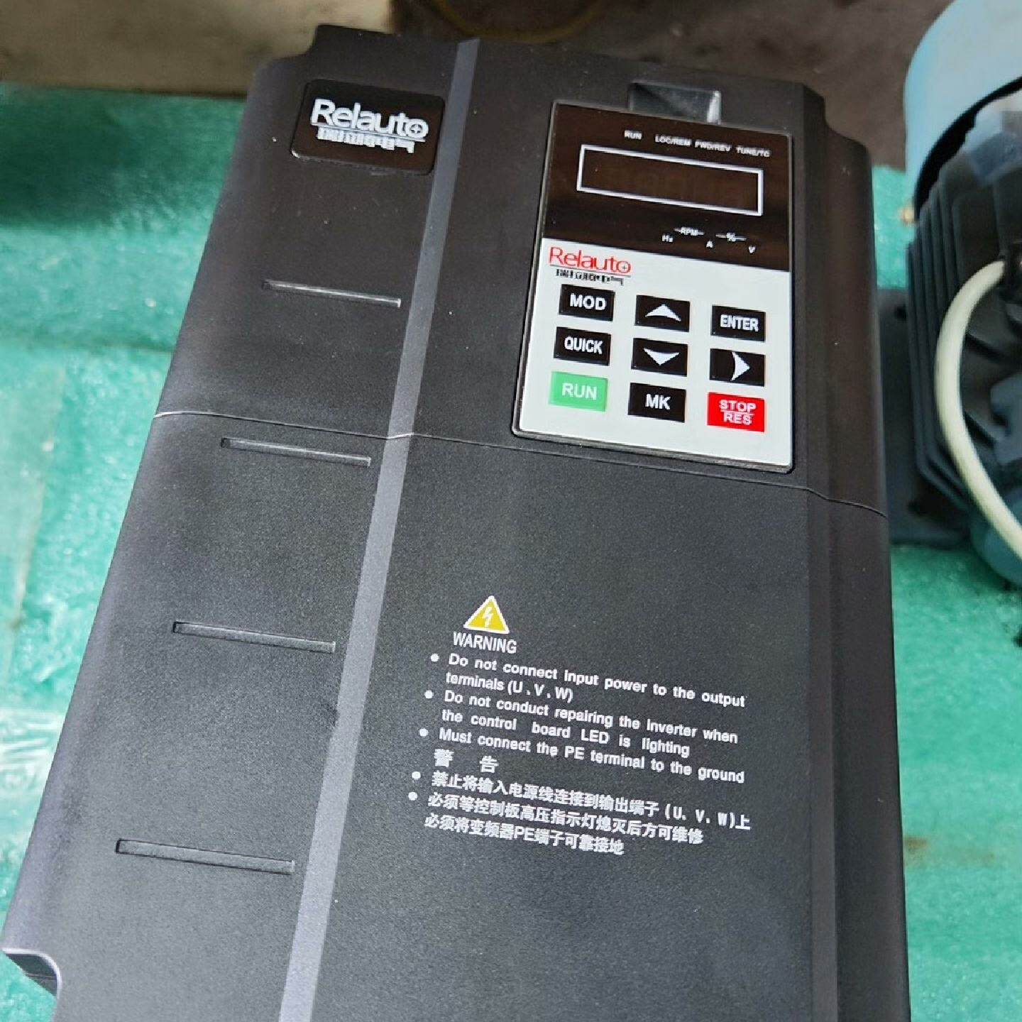 瑞拉腾变频驱动器RD1003M5.5R成色如图功