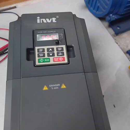 寻英威腾变频器5.5KWGD1005R5G4GD100