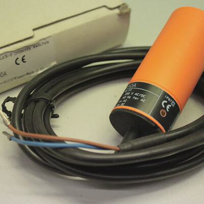 IFM ELECTRONIC IB0026 Nherungsschalter induktiv IB2030AB0A O