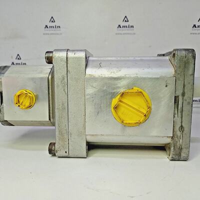 Sauer Danfoss SNW2NN025R301BQ With SNQ1NN2.6RN21DE Double Hy