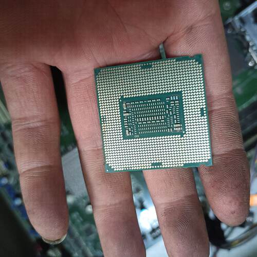 询-i78700K自带核显CPU
