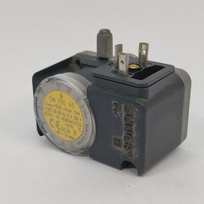 DUNGS CE0085A0322015T70 GW 150 A5 Compact Pressure Switch