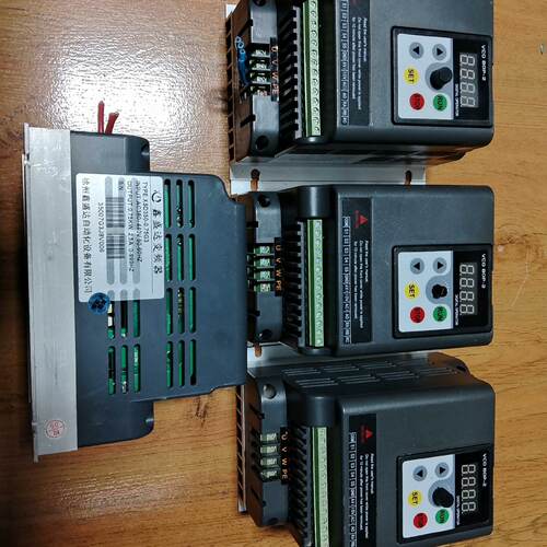 询-鑫盛达变频器XSD3500.75G3功率0.75KW3