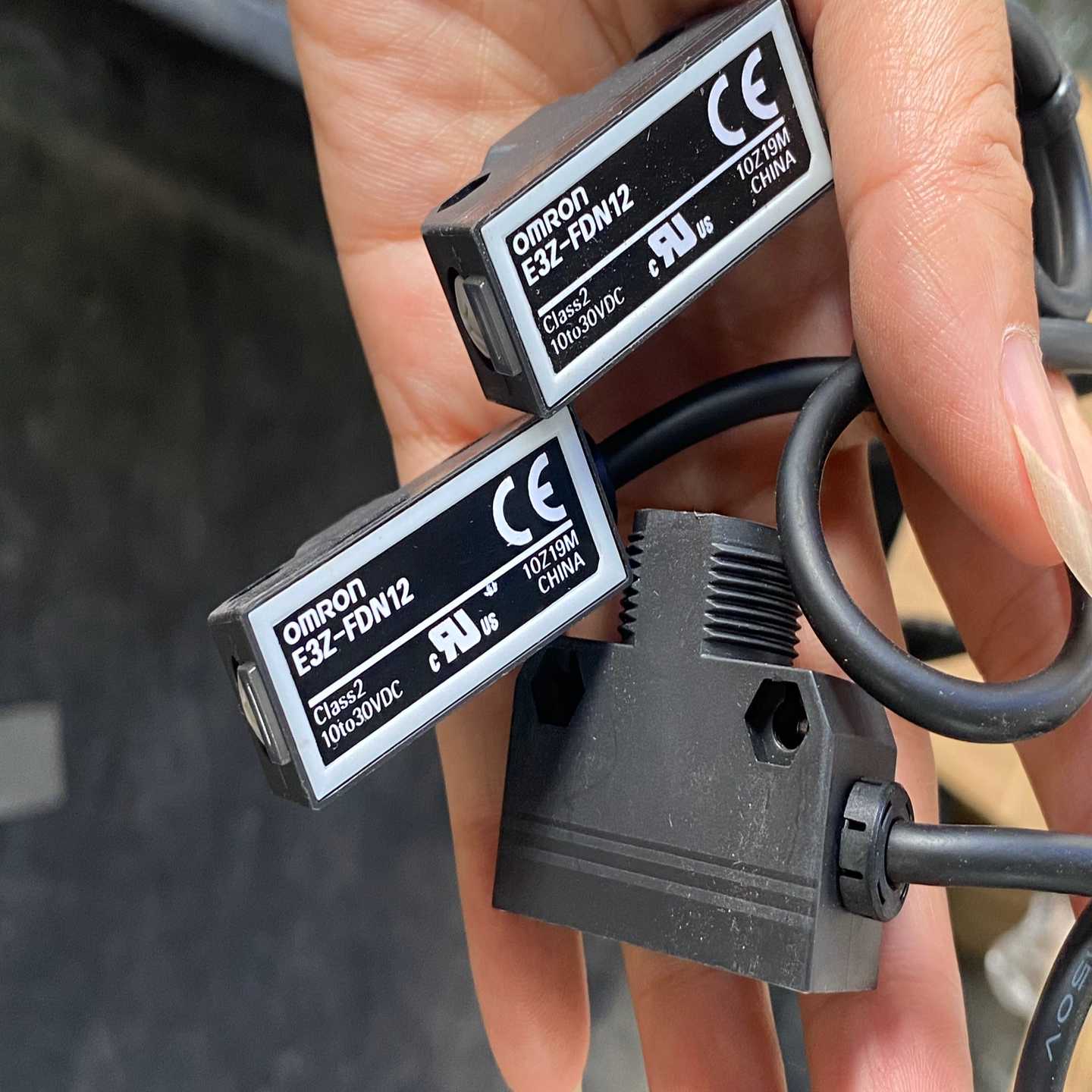 正品欧姆龙OMRON光电开关E3Z-FDN12传感器议价