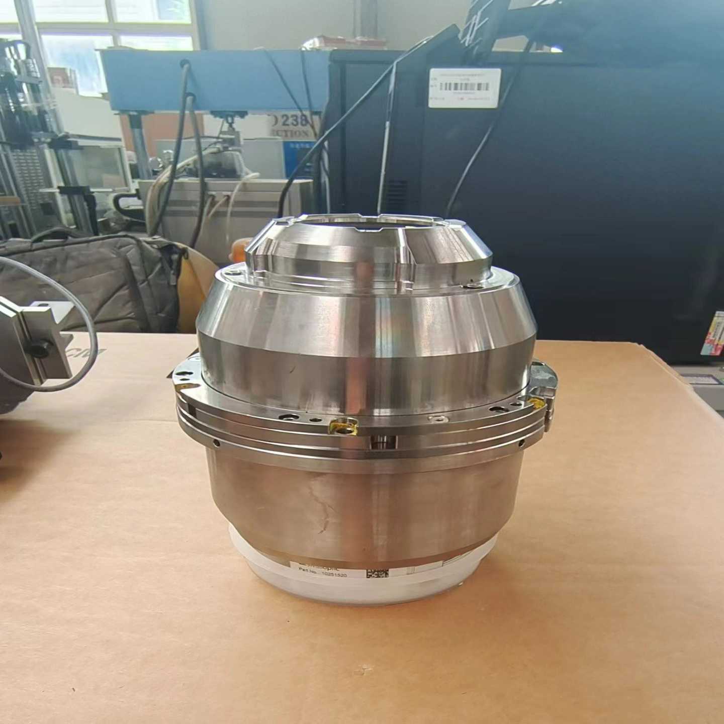 激光配件一个swissoptics-theta。成色如图，--议价商品