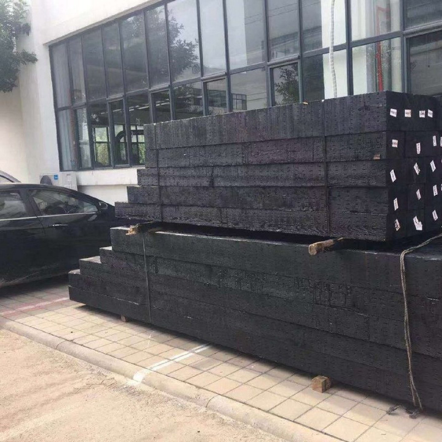 防腐枕木铁路矿用油浸木头枕轨道路枕松木吊车支腿垫木小块块,基础建材,防腐木,淘宝优惠券,粉丝福利购,淘宝优惠卷