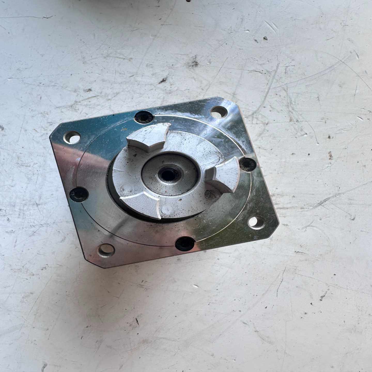 议价行星减速机TF080-005-S2-P2二手拆机实物拍摄包邮