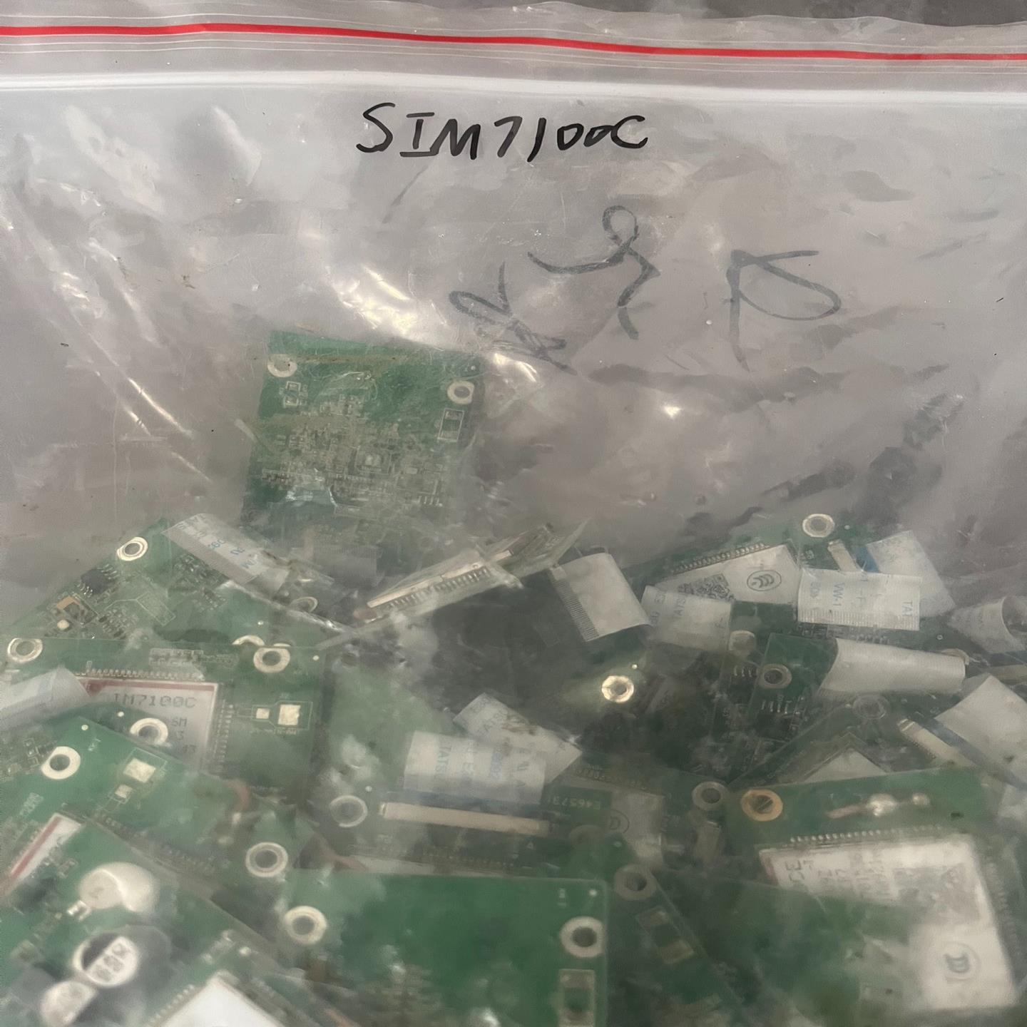 【请询价】SiM7100C 棋块200个左右