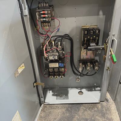 ge Size 3 fusible fused  120v Coil 3 Phase NEMA  1 Combinati