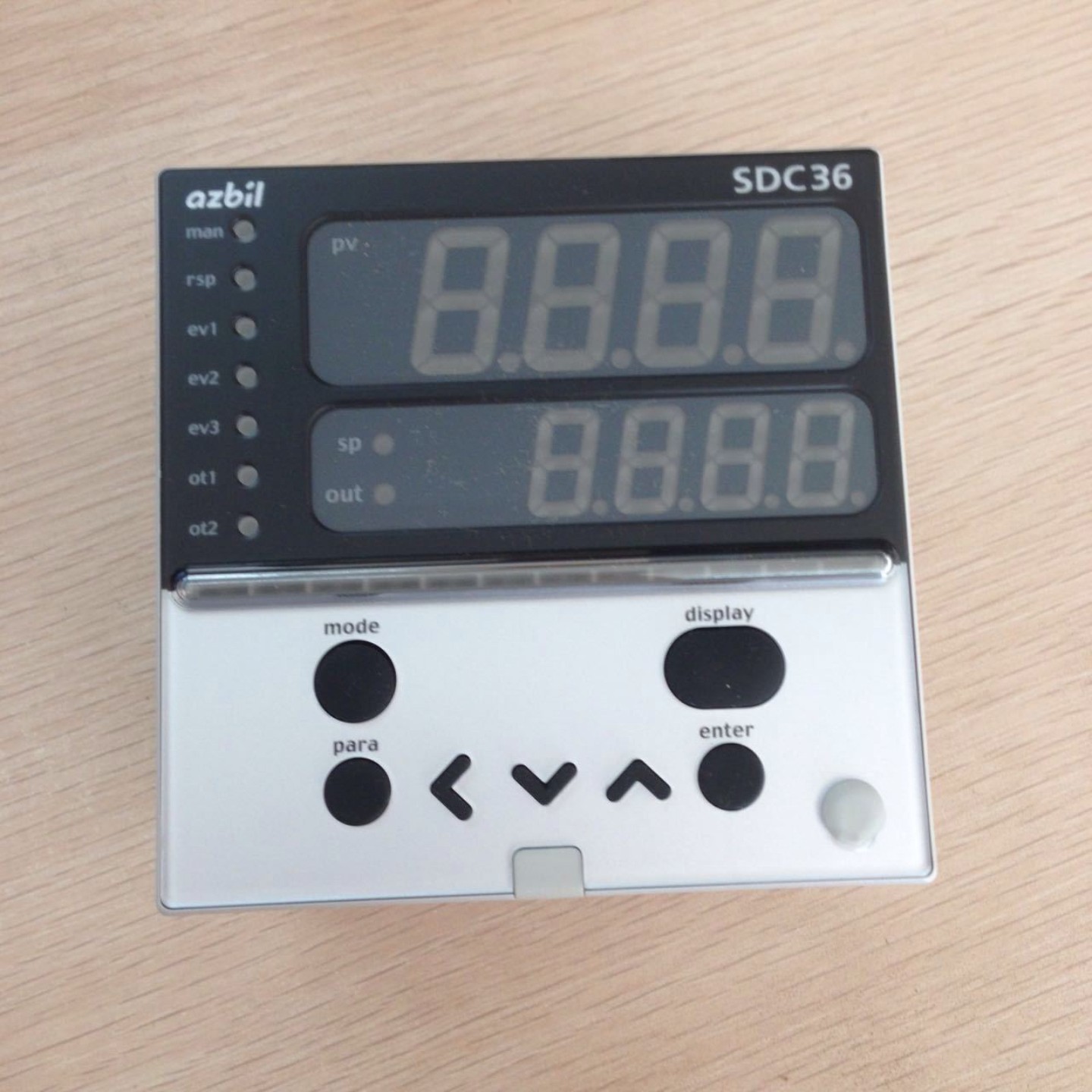 售前询价温度控制器C36TR1UA1000  询价为准