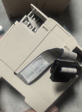 F三菱 FX2N-16EX 台版 全新便宜卖--议价商品