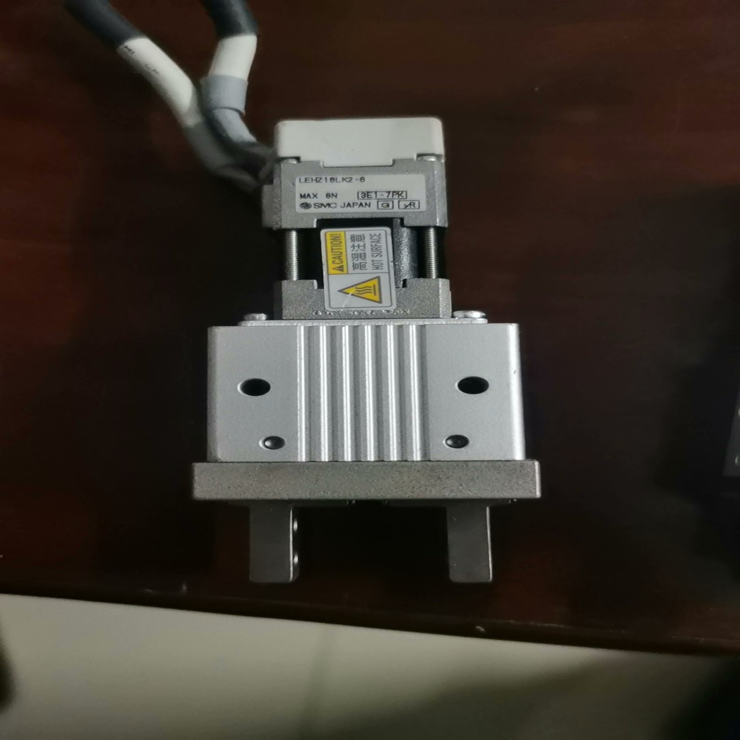 【议价】日本SMC电动手指夹LEHZ16LK2-6最大8N实物拍
