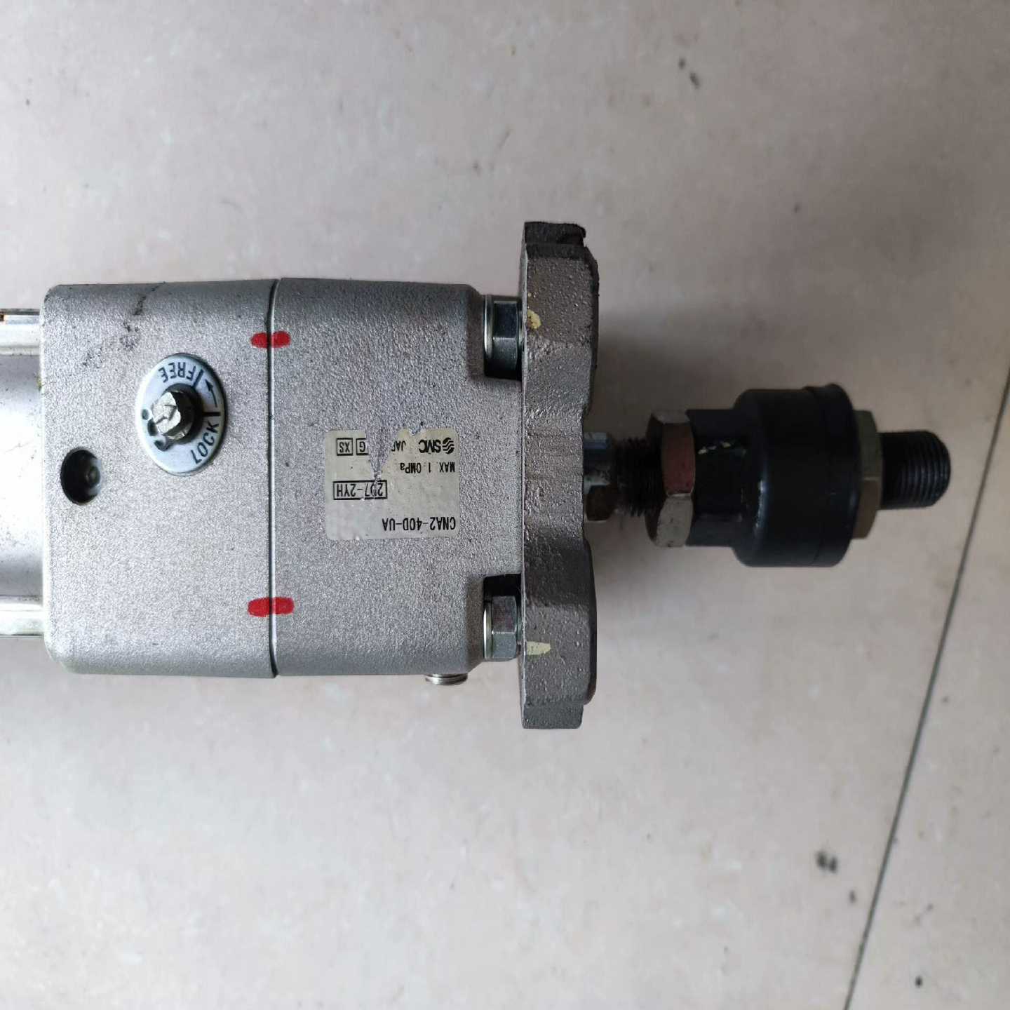 询价SMC原装带锁头CDNA2F40-175-DC