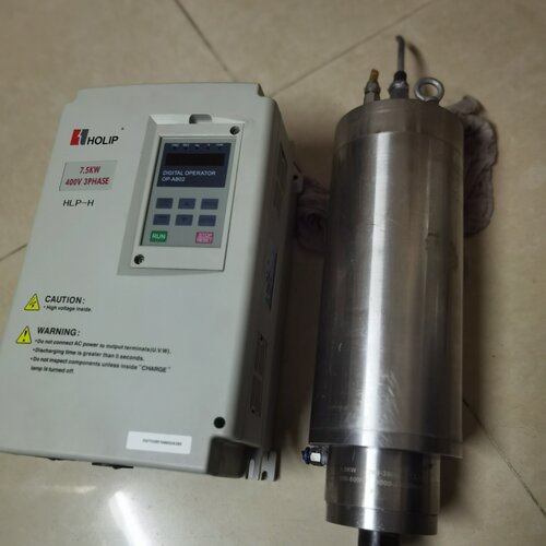 江苏星辰森晨5.5KW电主轴九成五新霍利普变频器H-询
