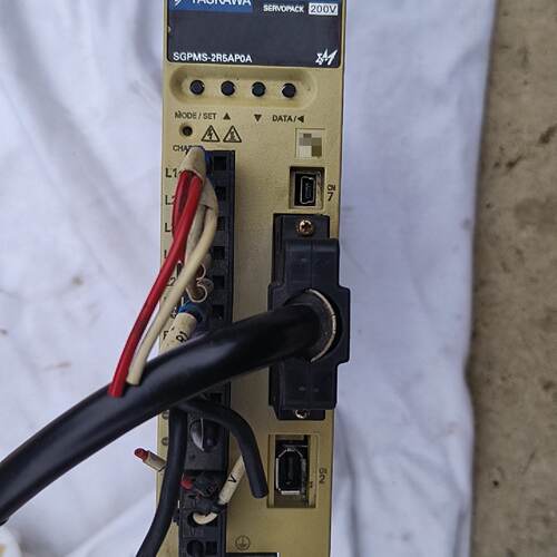安川6系伺服驱动器 SGPMS-2R5AP0A，，功—议价