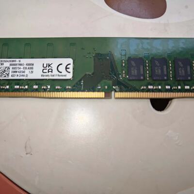金士顿DDR416G内存条型号CBD26D4U9D8MR-议价