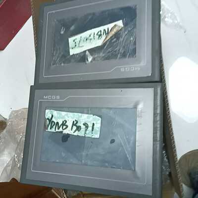 出昆仑通态品牌的TPC7062KX型号触摸屏，成色如图，功能--议价商