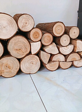 香杉木柴装饰原木壁炉取暖木头背景墙客厅装饰民宿木材摆件道具木