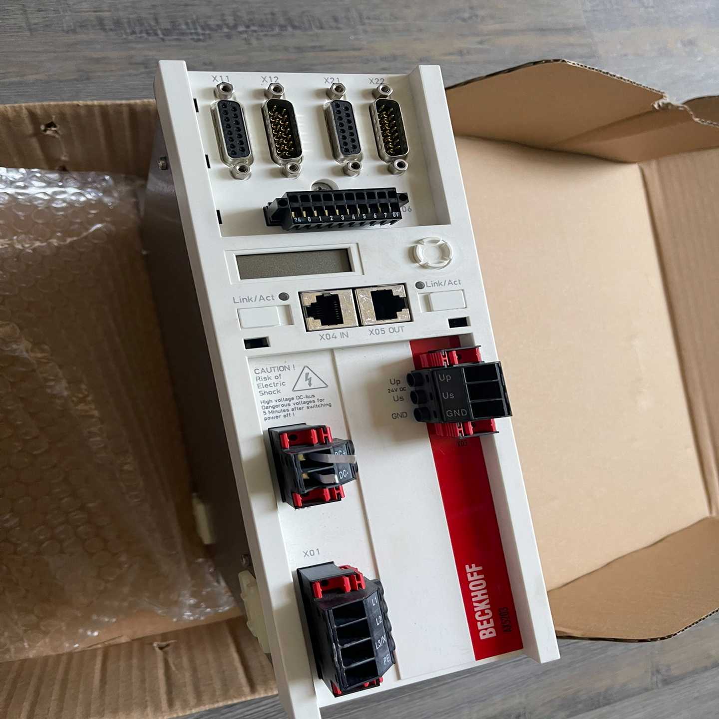 【议价】未使用BECKHOFF倍福伺服驱动器AX5112-000适用