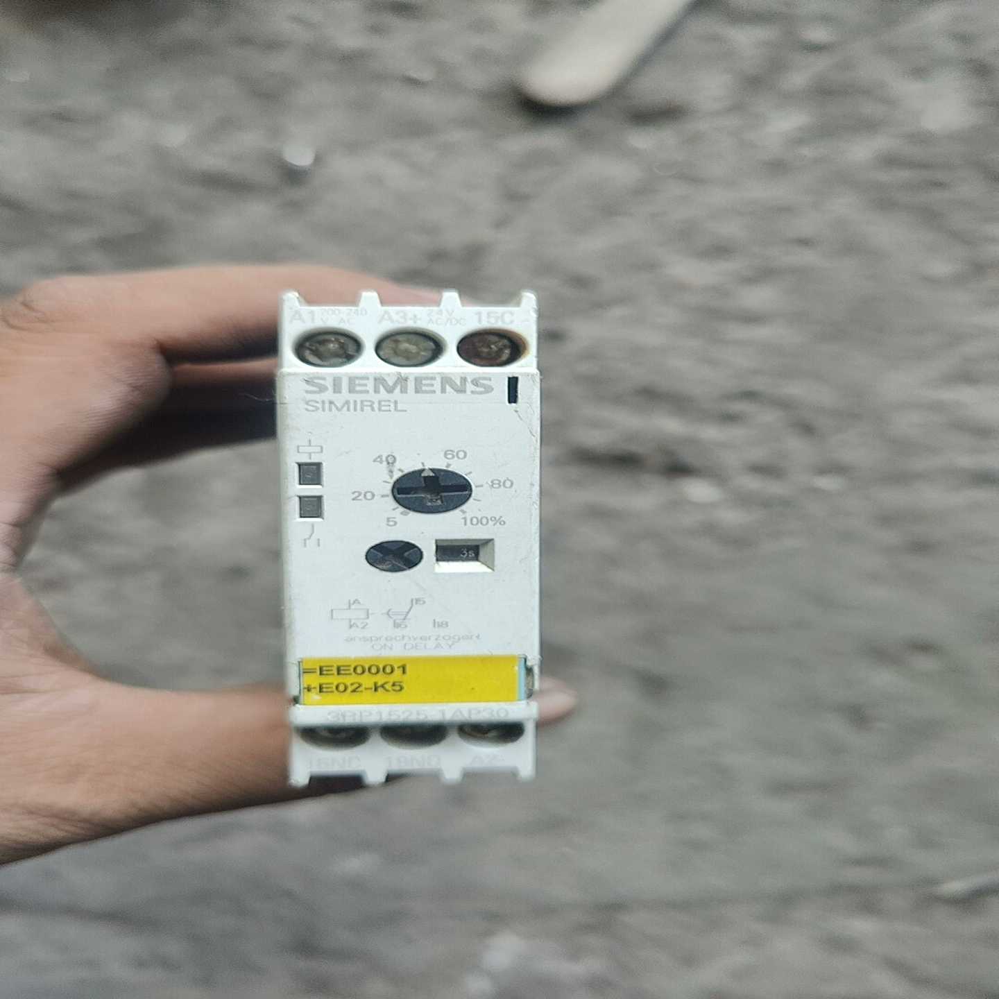 延时继电器3RP1525-1AP30成色如图询价